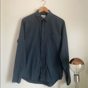 Like New BILLY REID Grey Button Down Shirt